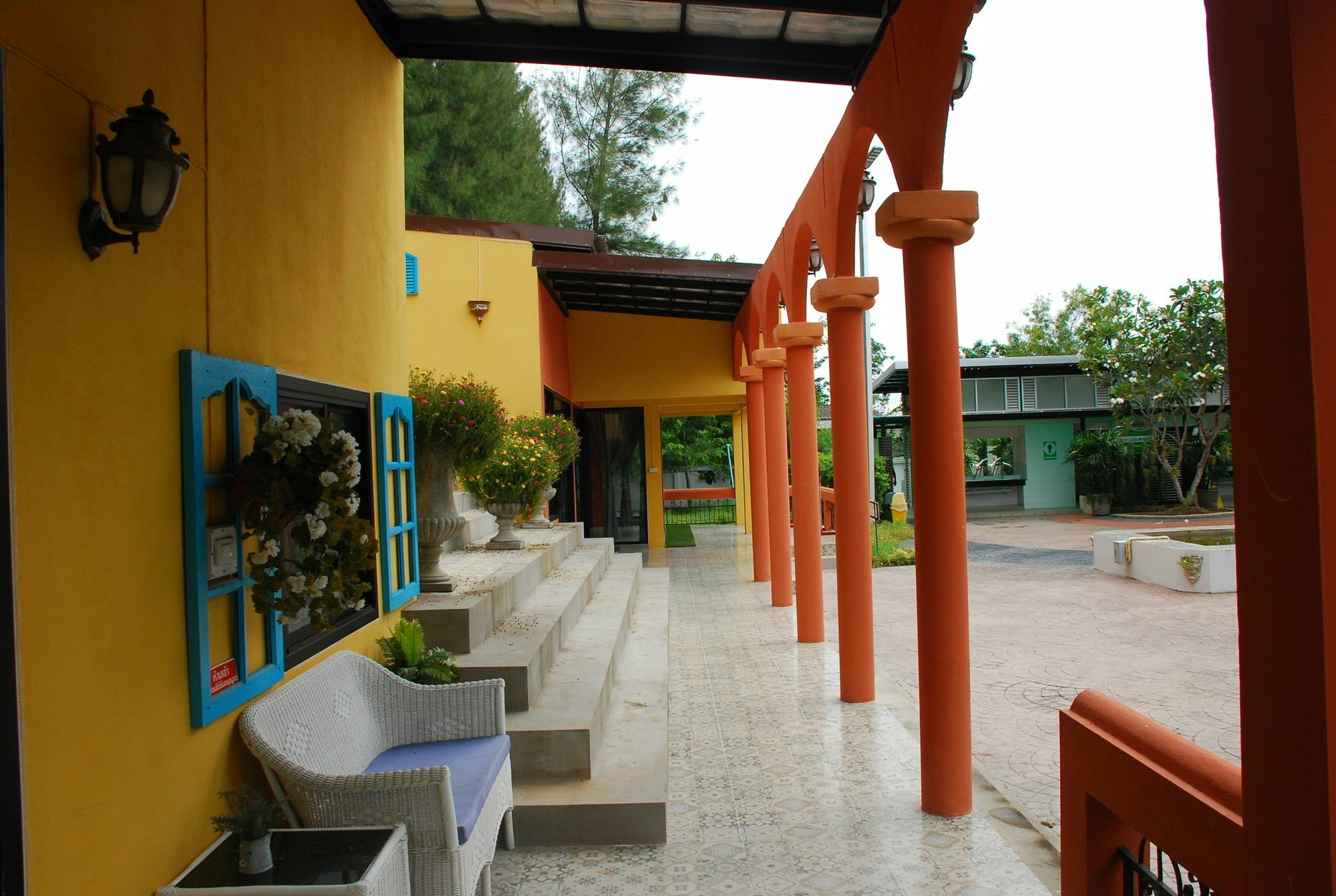Phutara Accomodation Cha-Am Exterior photo